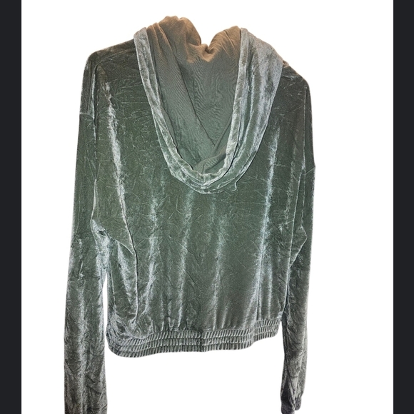 PINK Victoria's Secret Velvet Men's Sweater - Picture 2 of 4